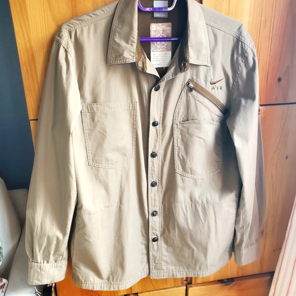 Nike Air Men's Brown Outdoor Progression Hiking Shirt size Medium